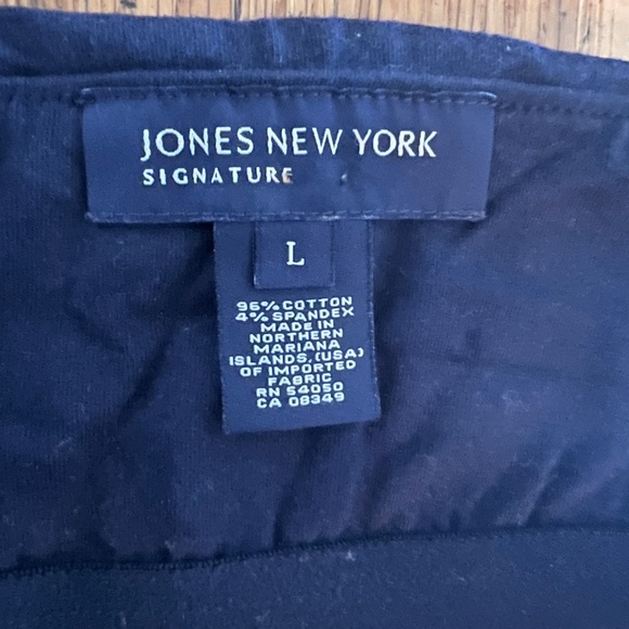 Jones New York Signature Womens Halter Top L Stretchy Keyhole Front w/gold chain - Picture 4 of 6